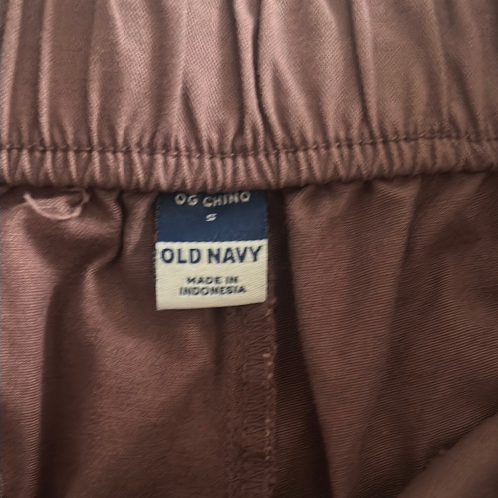 Old Navy Mauve Casual Chinos - Picture 3 of 3